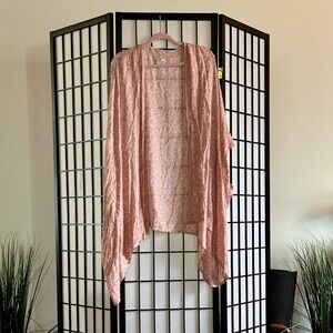 LOFT Plus Pink Floral Kimono Cardigan – Size 24/26